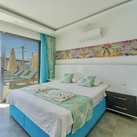 4 Bedroom Sea View In Kalkan ヴィラ *