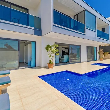4 Bedroom Sea View In Kalkan カシュ